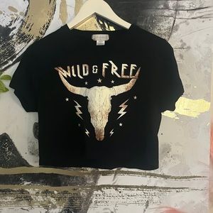 Altar’d State graphic tee- cropped